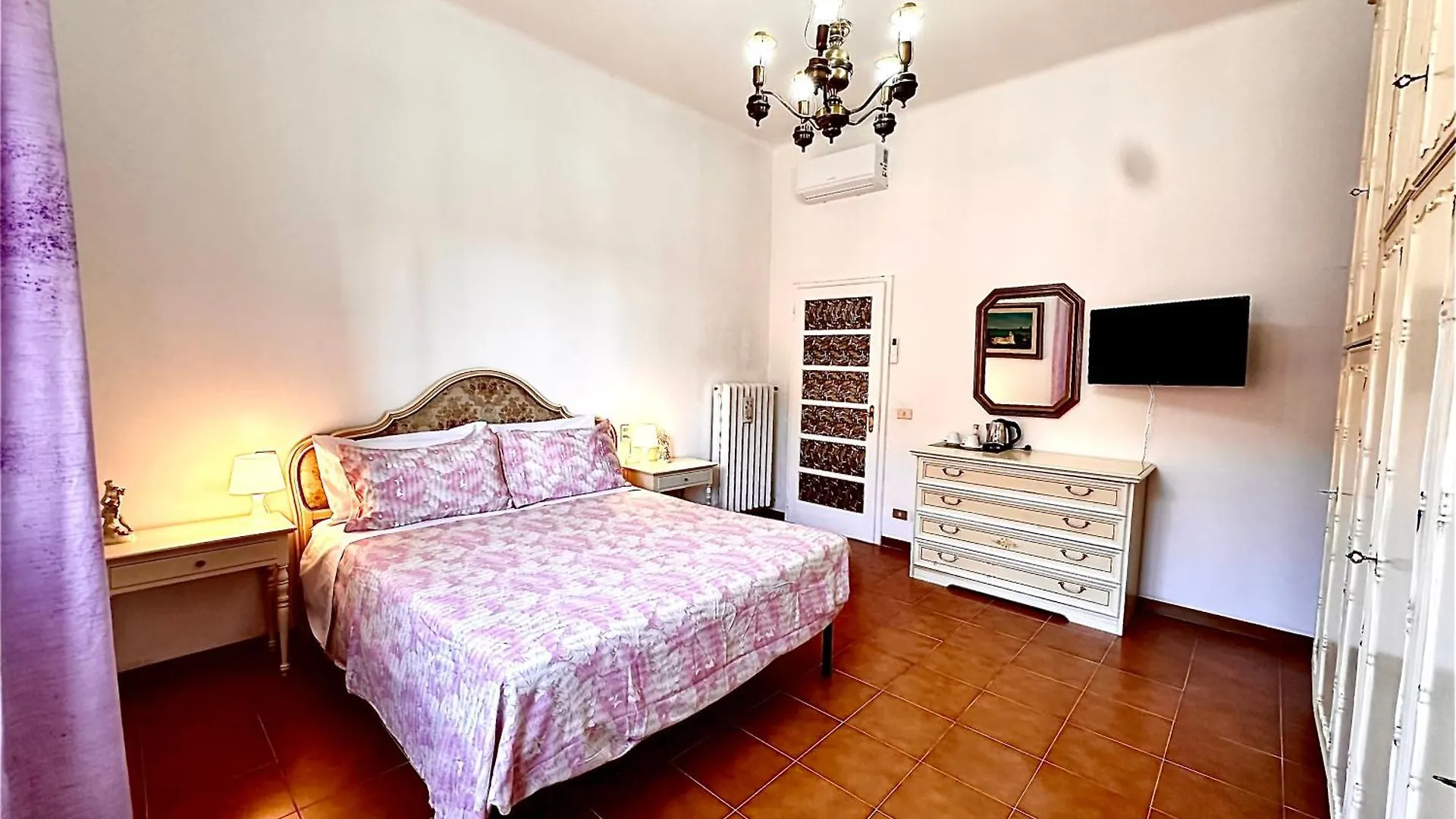 Bologna Centrale Elegant Rooms Guest house